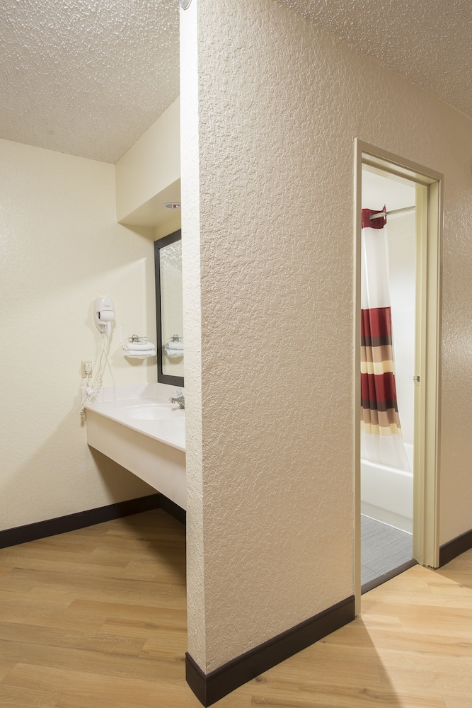 Superior Room, 2 King Beds, Non-Smoking, Kitchen - Photo 3