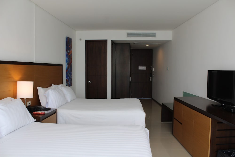 Standard Room, 2 Twin Beds - Photo 4