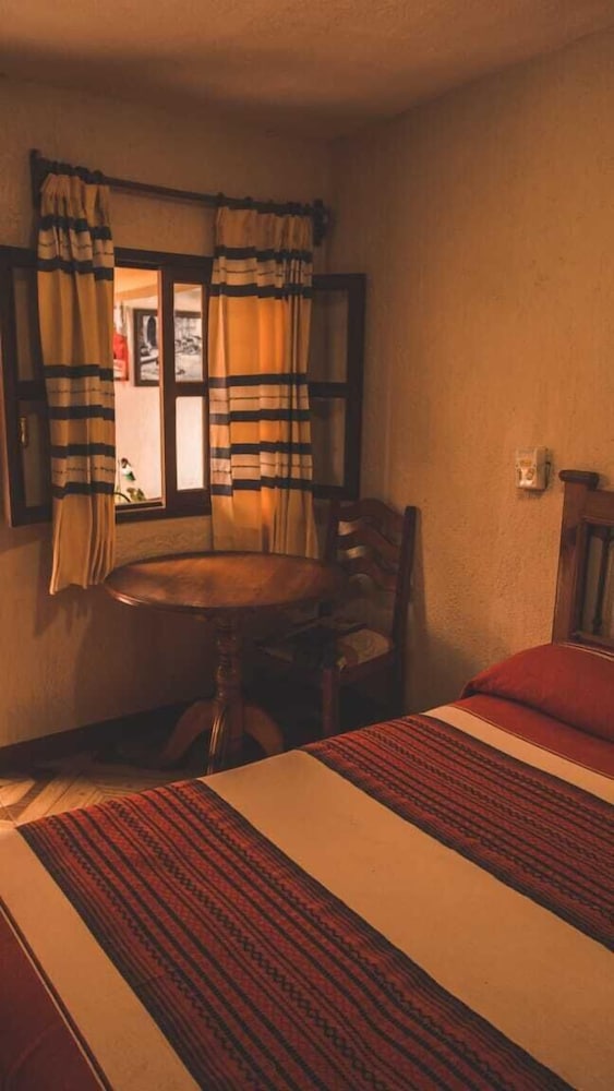 Economy Room photo 3