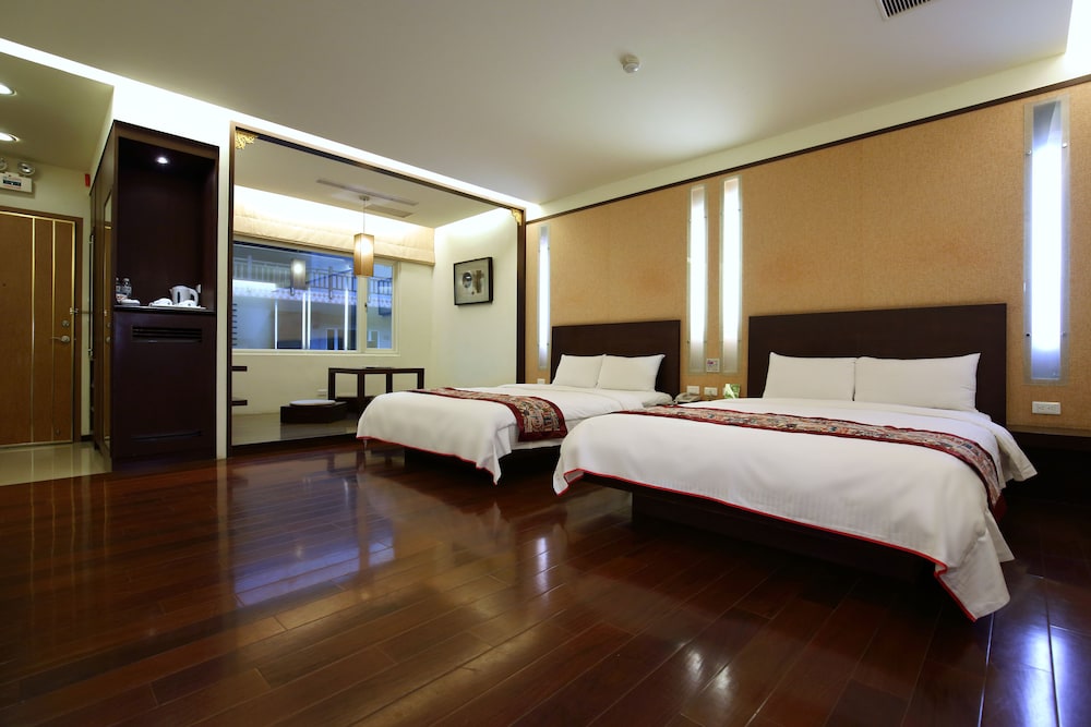 Classic Quadruple Room photo 2