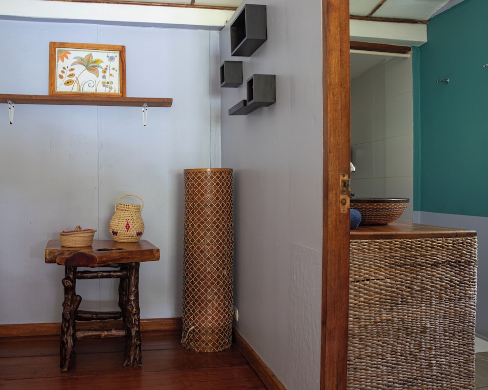 Classic Double Room, Partial Lake View photo 2