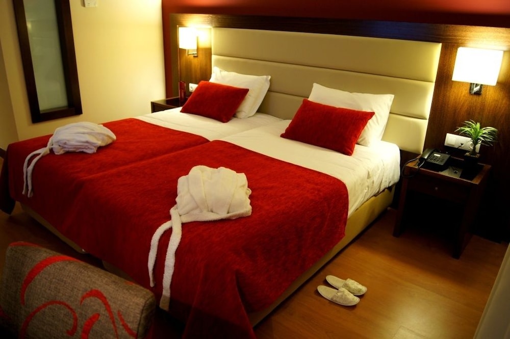 Double or Twin Room photo 2