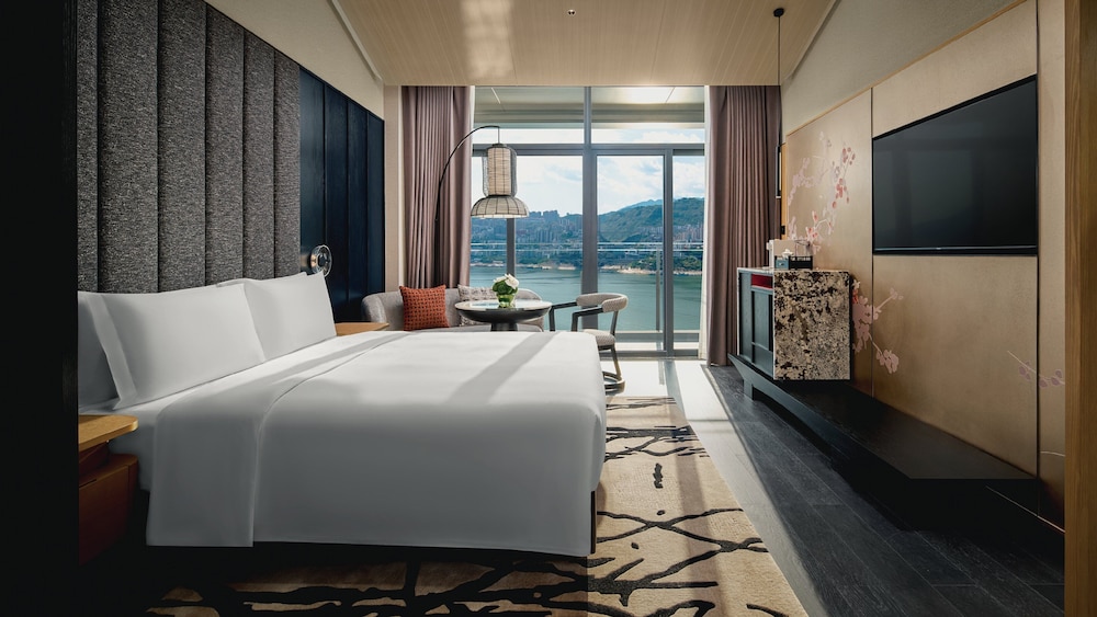 1 King Standard River View