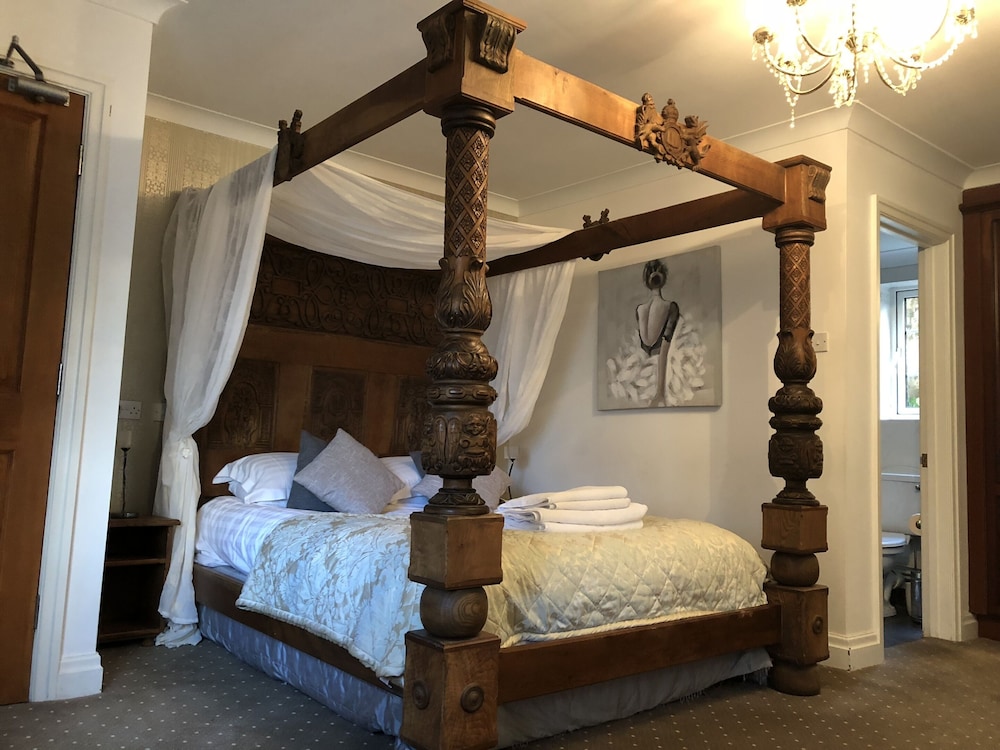 Double Room, Ensuite (4 Poster ) photo 2