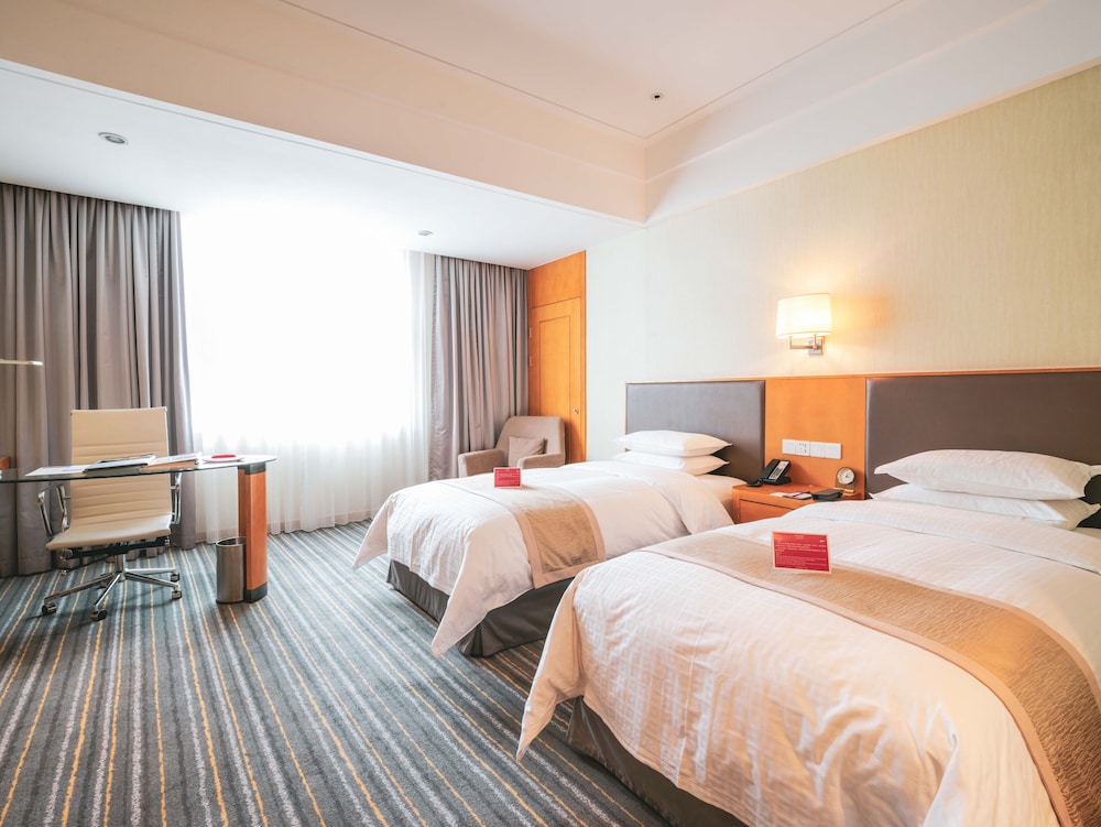 Deluxe Room, 2 Twin Beds, Non Smoking