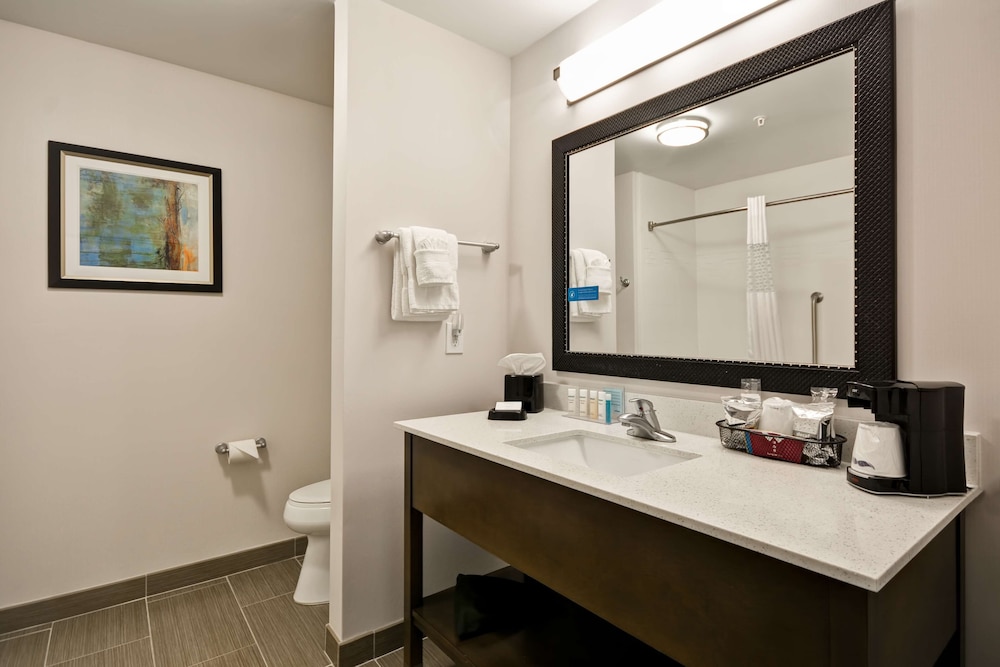 Room, 2 Queen Beds, Accessible photo 2