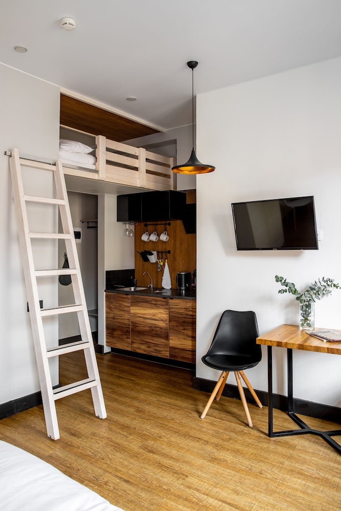 Superior Apartment