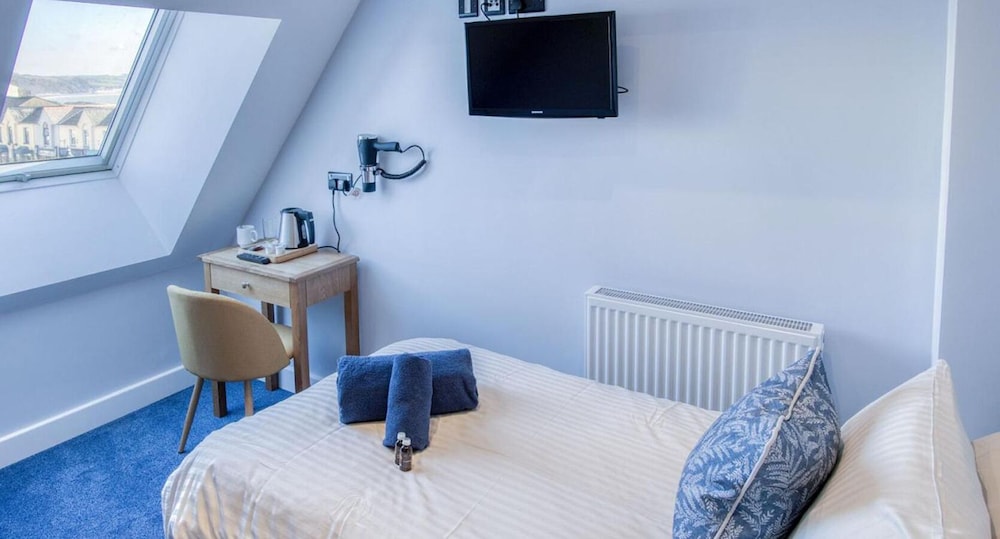 Classic Single Room