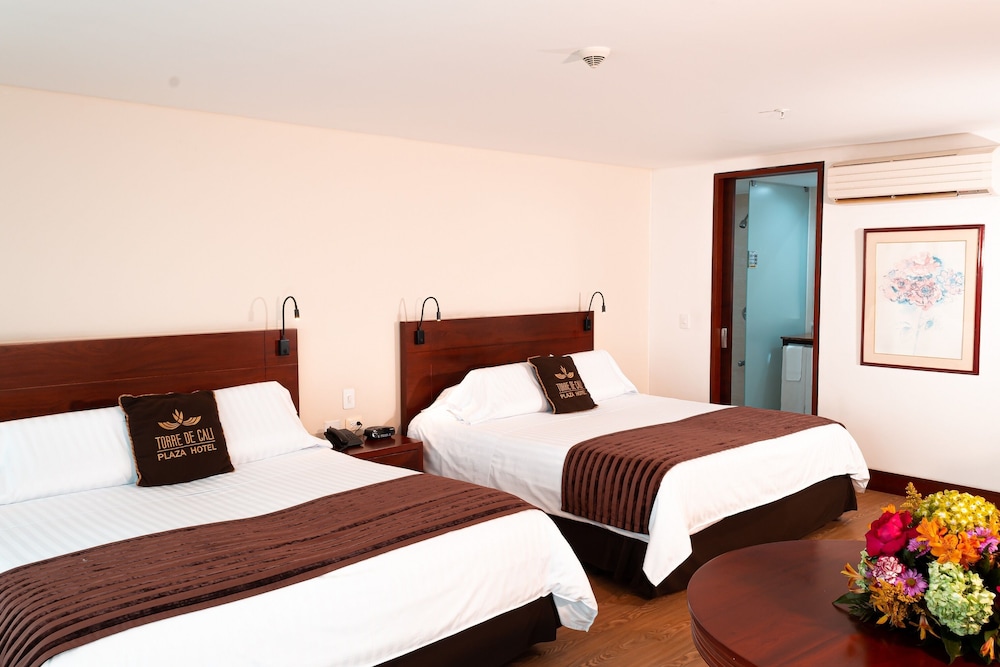 Premier Room, 2 Double Beds - Photo 4