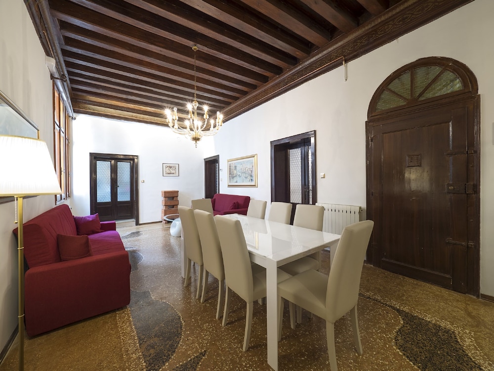 Schiavoni Apartment , 3 Bedrooms photo 1
