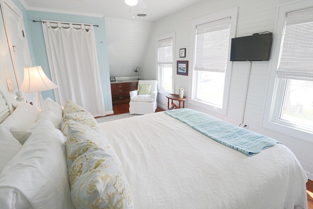 House, 3 Bedrooms photo 3