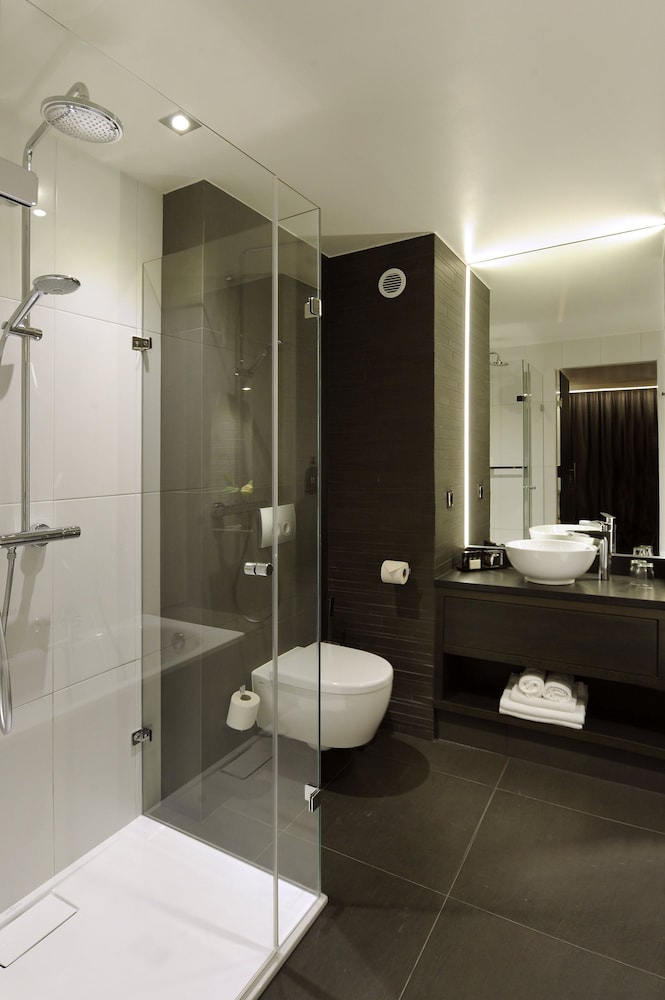 Deluxe Room - Photo 5