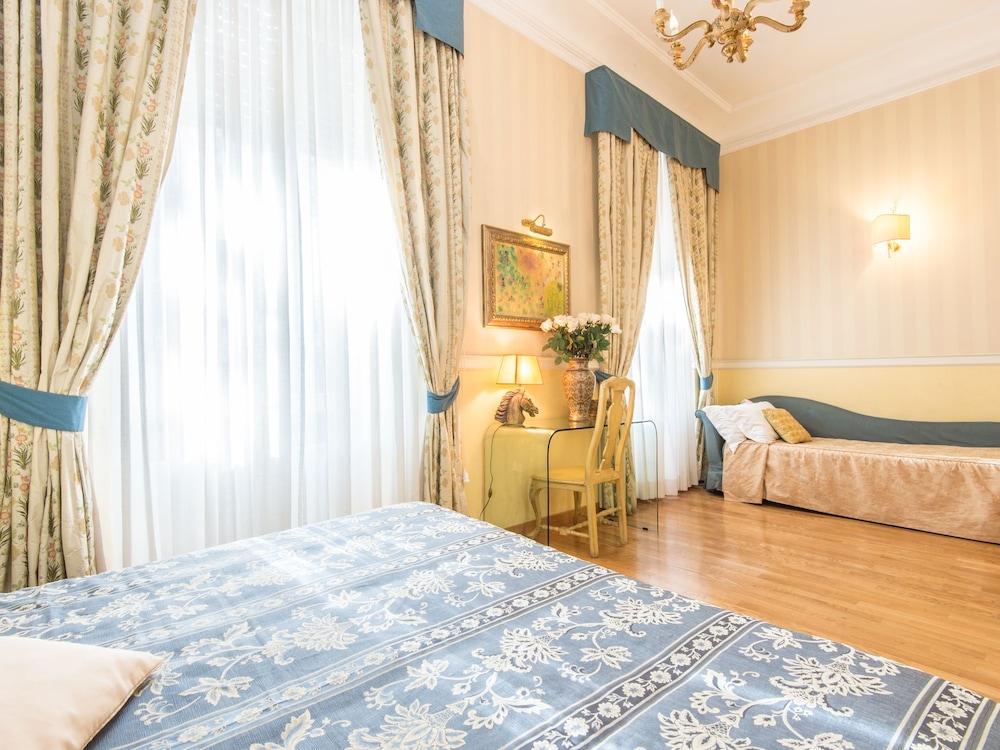 Suite photo 2