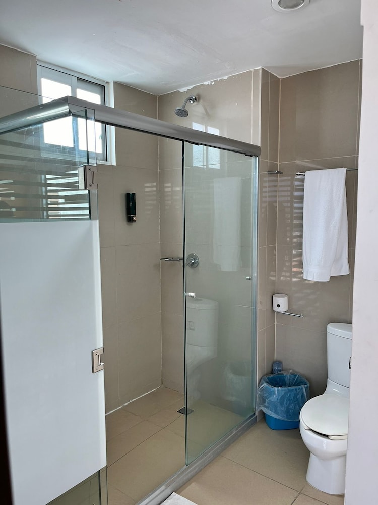 Comfort Suite photo 3