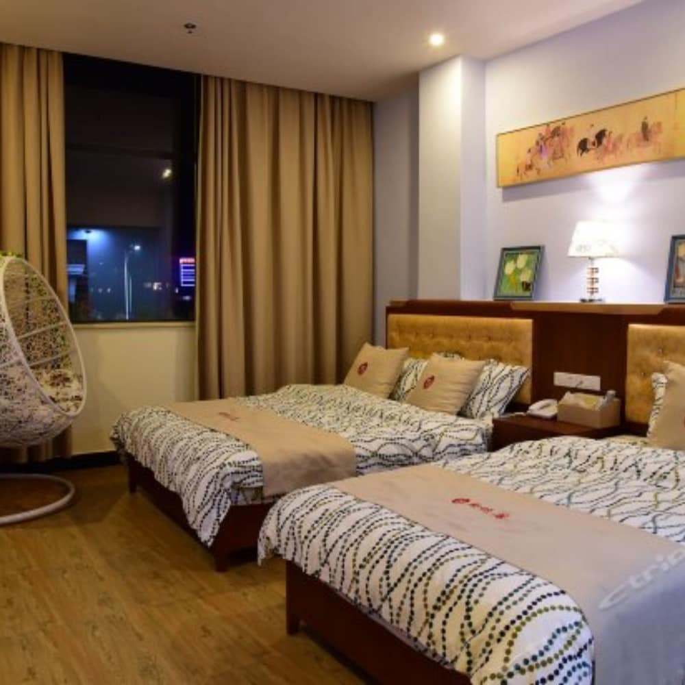 Standard Twin Room photo 2