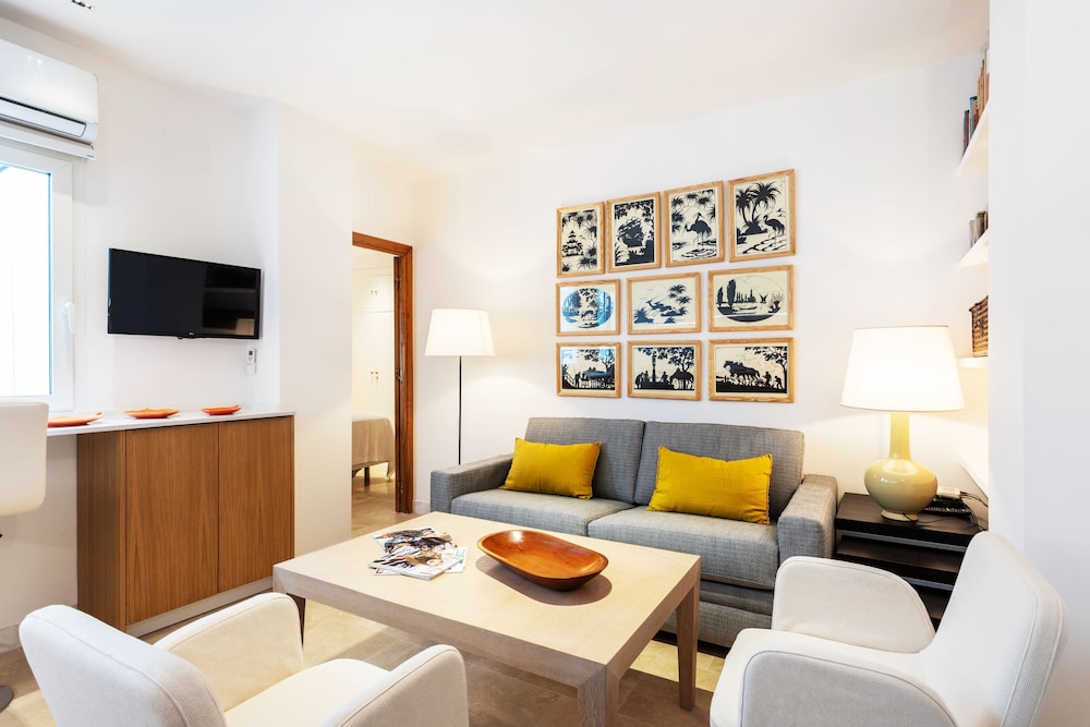 Apartment (1 Bedroom)