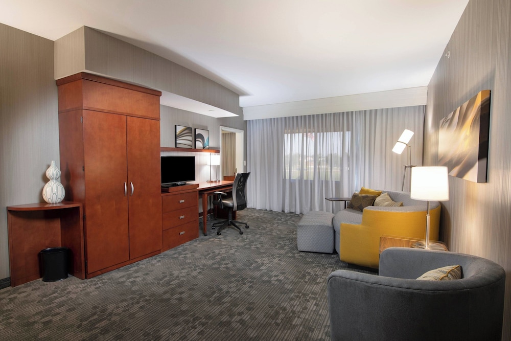 Suite, 1 Bedroom, Non Smoking at Courtyard Atlanta McDonough in McDonough