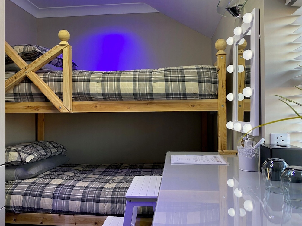 Bunk Bed, Colliers Far - Room 7 photo 3