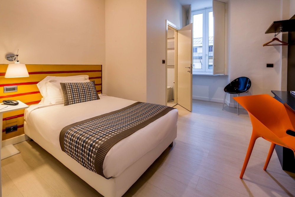 Standard Room, 1 Double Bed, Non Smoking (Bed Is French Bed)