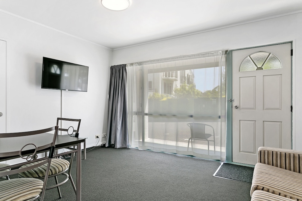 One Bedroom Motel Unit photo 3