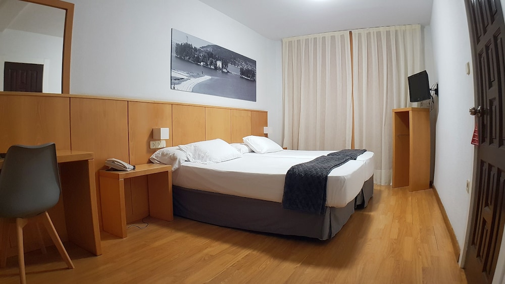 Habitación Doble o con Dos Camas