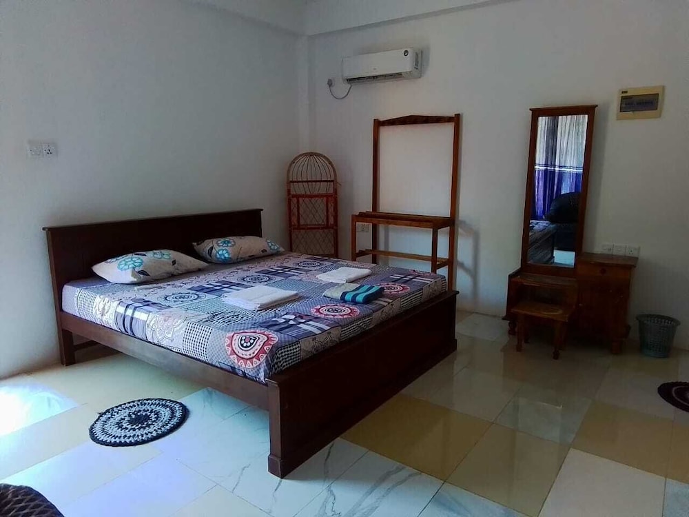 Deluxe Double Room, Balcony, Beach View photo 1