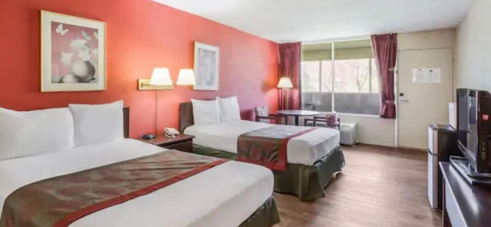 Room, 1 Double Bed, Accessible (Double Accessible Non Smoking Room) photo 1
