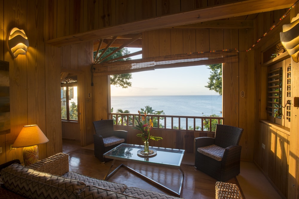 Standard Suite, 2 Bedrooms, Kitchen, Ocean View (Ginger Lily) photo 3