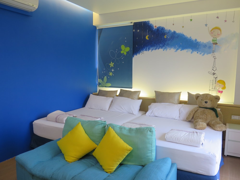Comfort Quadruple Room, 2 Double Beds, Non Smoking photo 1