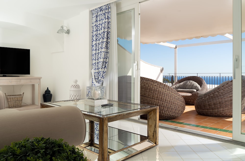 Superior Suite, 2 Bedrooms, Sea View