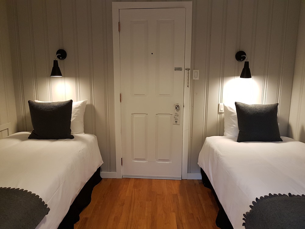 Comfort Twin Room, 2 Twin Beds photo 3