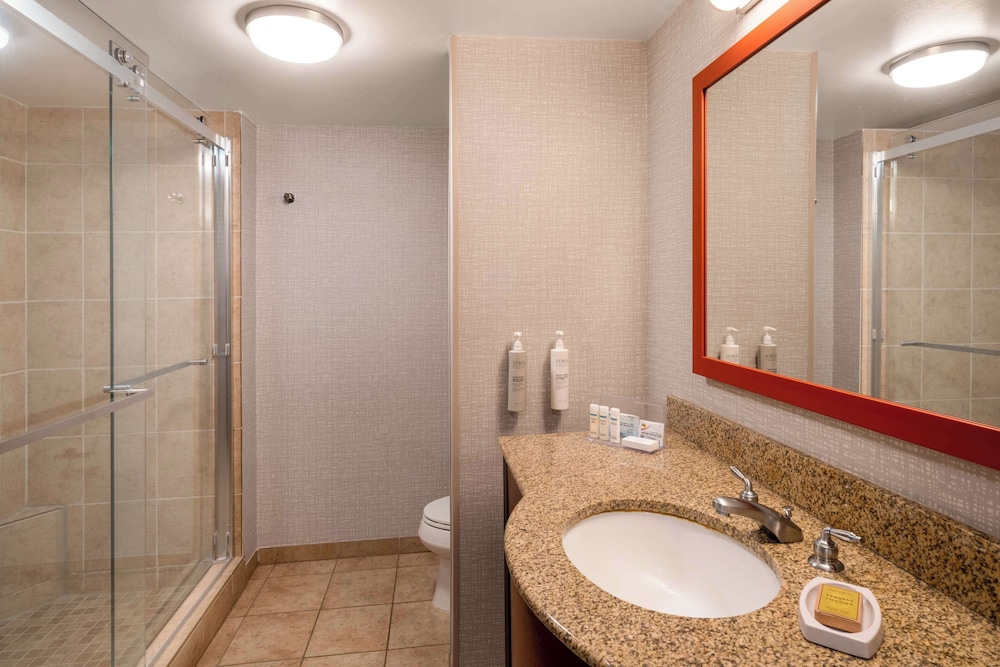 Room, 2 Queen Beds, Accessible (Hearing) - Photo 4