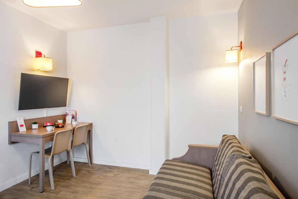 Superior Apartment, 1 Double Bed with Sofa bed, photo 6