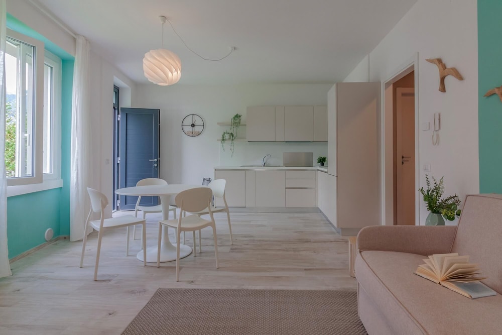 Apartment photo 1