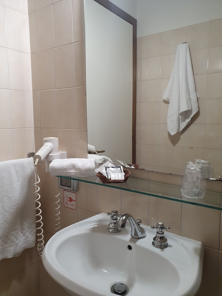 Apartment, 2 Bedrooms, 2 Bathrooms - Photo 6