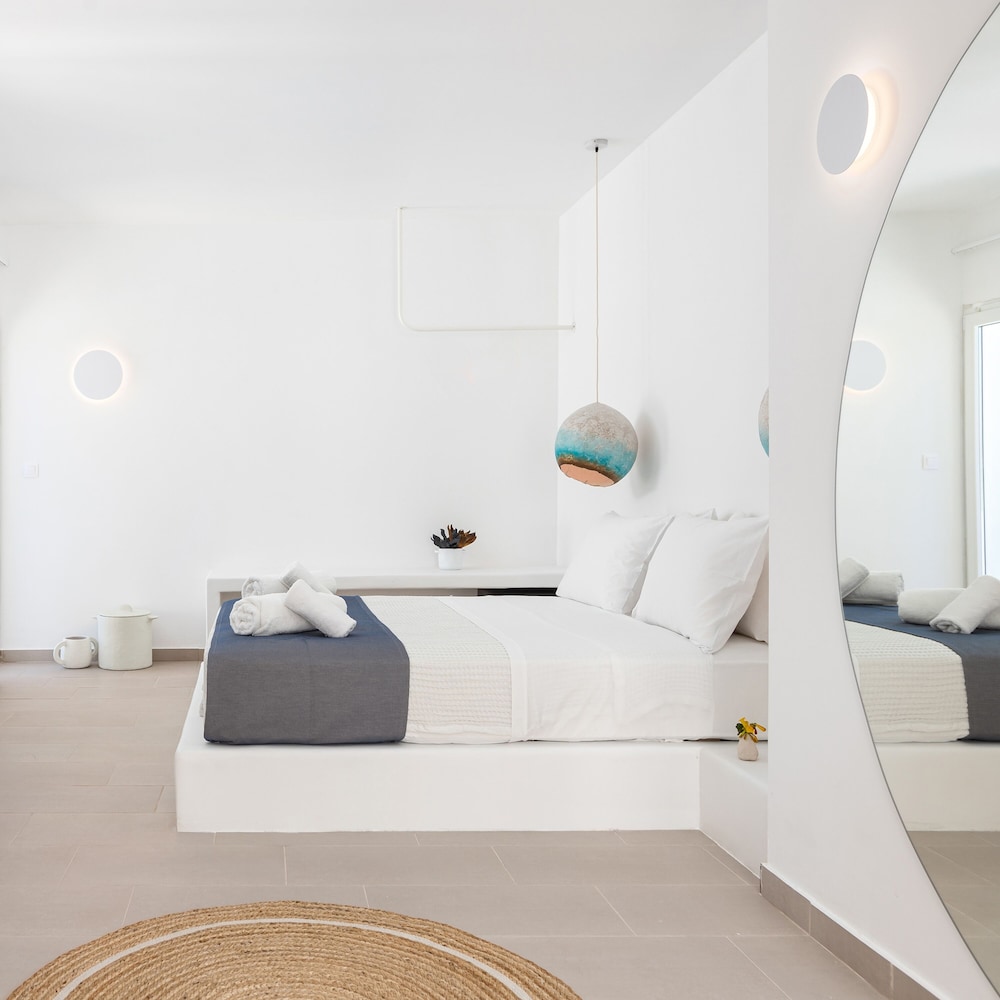 Junior Suite with Jacuzzi and sea view - Photo 5
