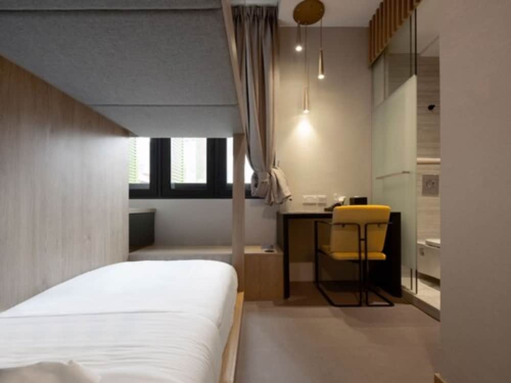 Cabin S, Window, Private Bathroom