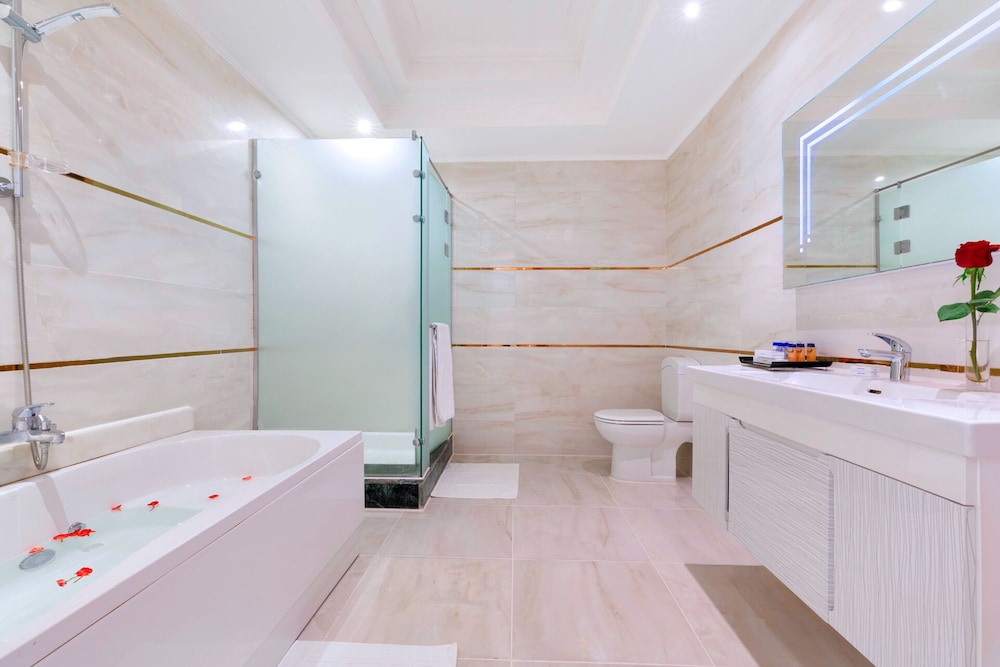Jacuzzi Bungalow