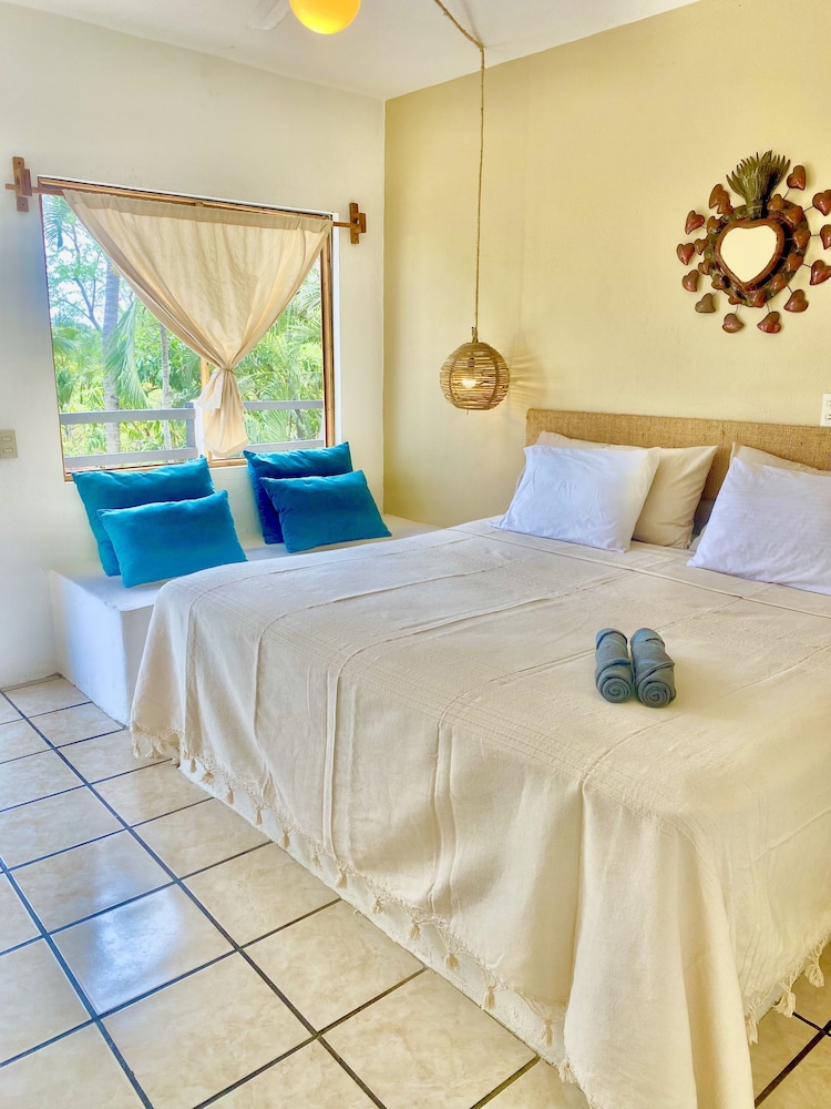 Deluxe Double Room - Photo 1