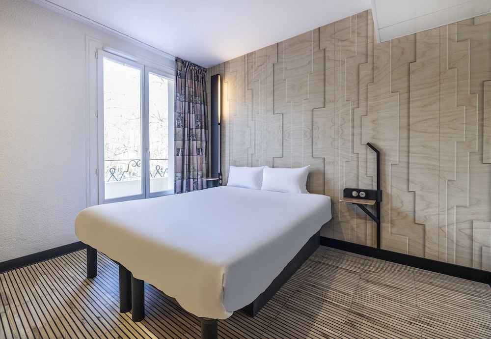 Triple Room, Mobility Accessible photo 2