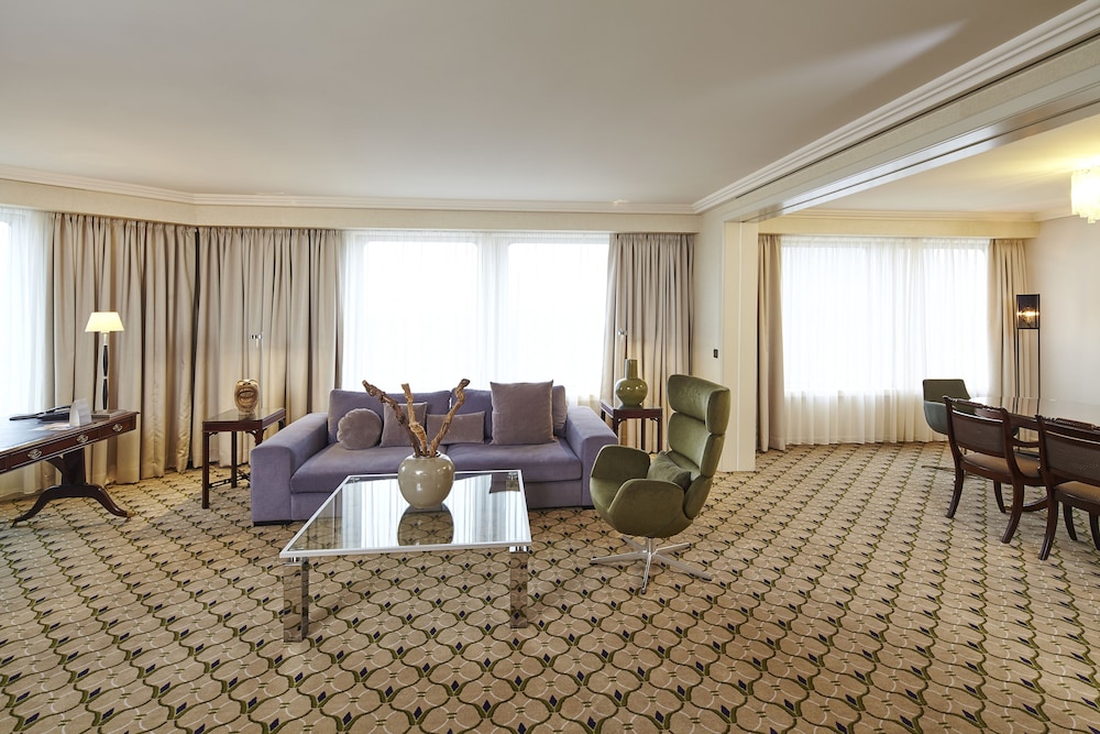 Sky Line Suite - Photo 4
