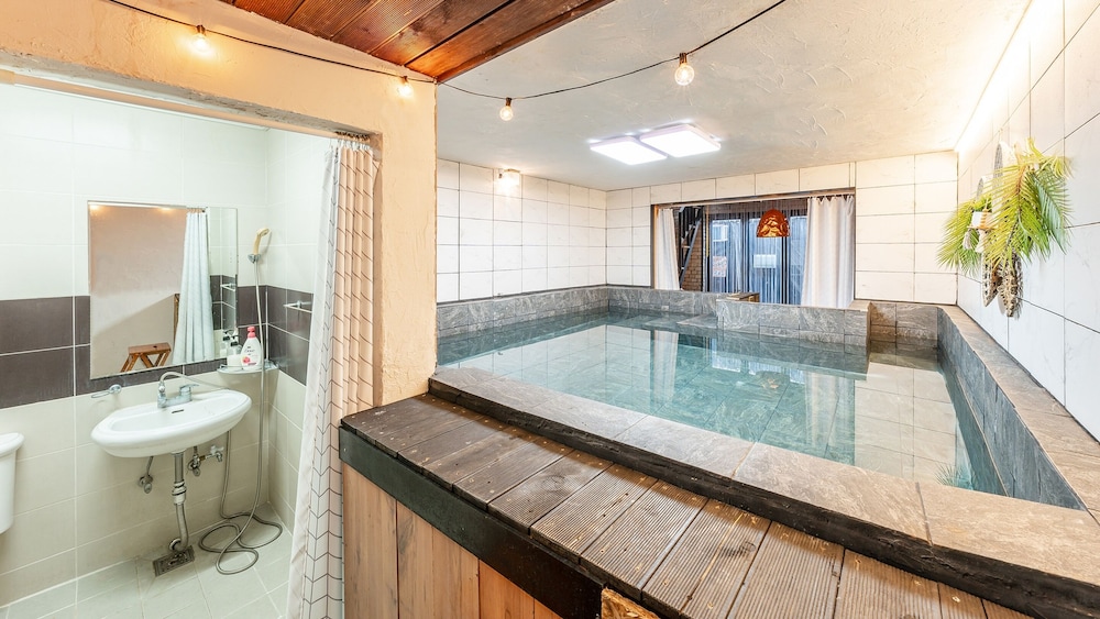 Basic Room, 1 Bedroom (poolvilla A) - Photo 17