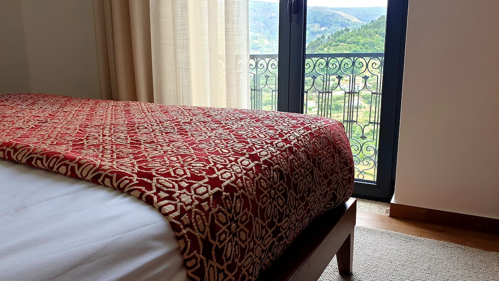 Panoramic Suite, 1 Bedroom, Private Bathroom, Garden View photo 1