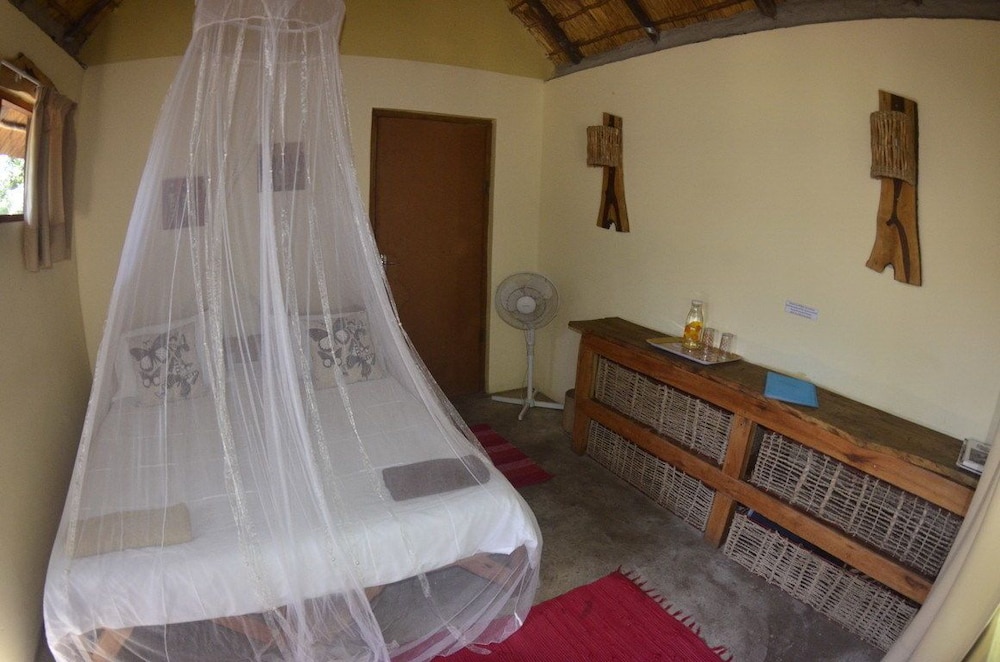 Double Room, Shared Bathroom photo 2