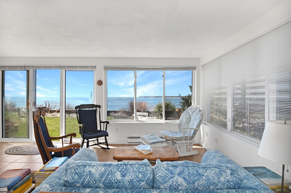 House, Multiple Beds, Balcony, Ocean View photo 3