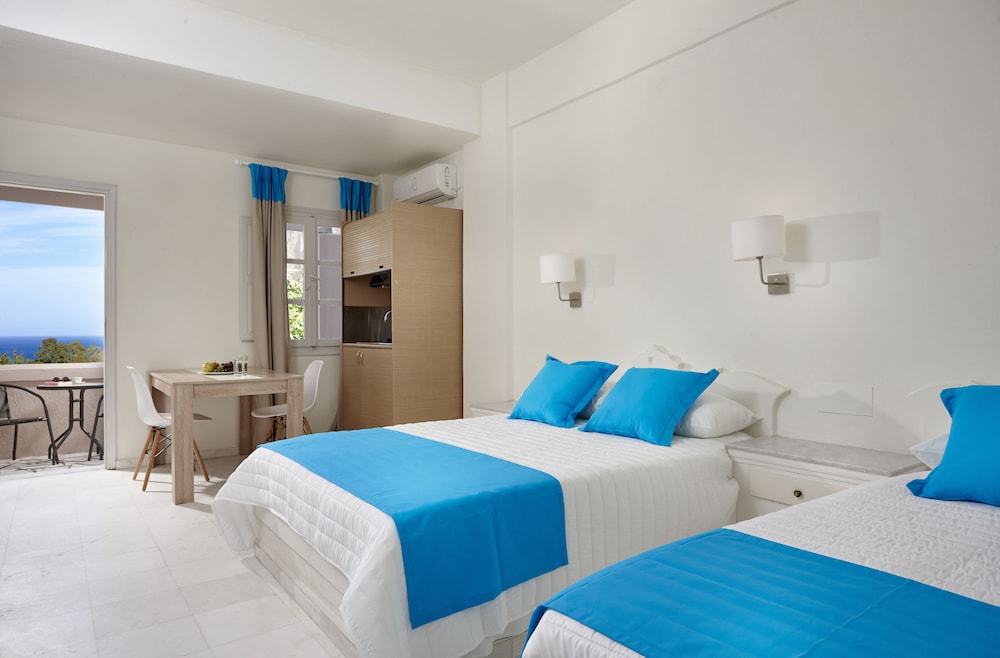 Superior Room, 1 Bedroom - Photo 6