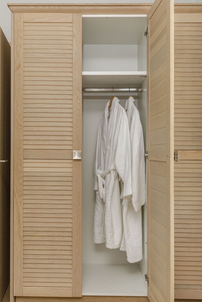 Family Suite - Photo 8