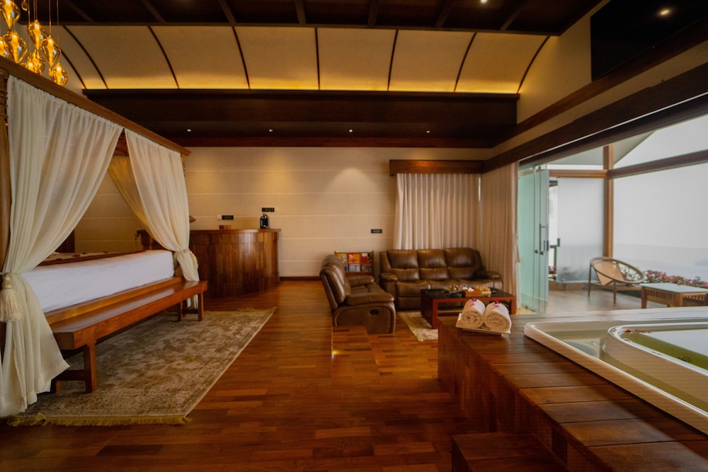 Royal Suite - Photo 4