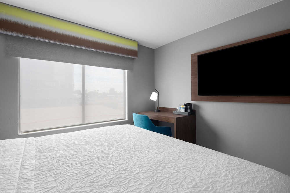 King Bed New York Studio - Photo 2