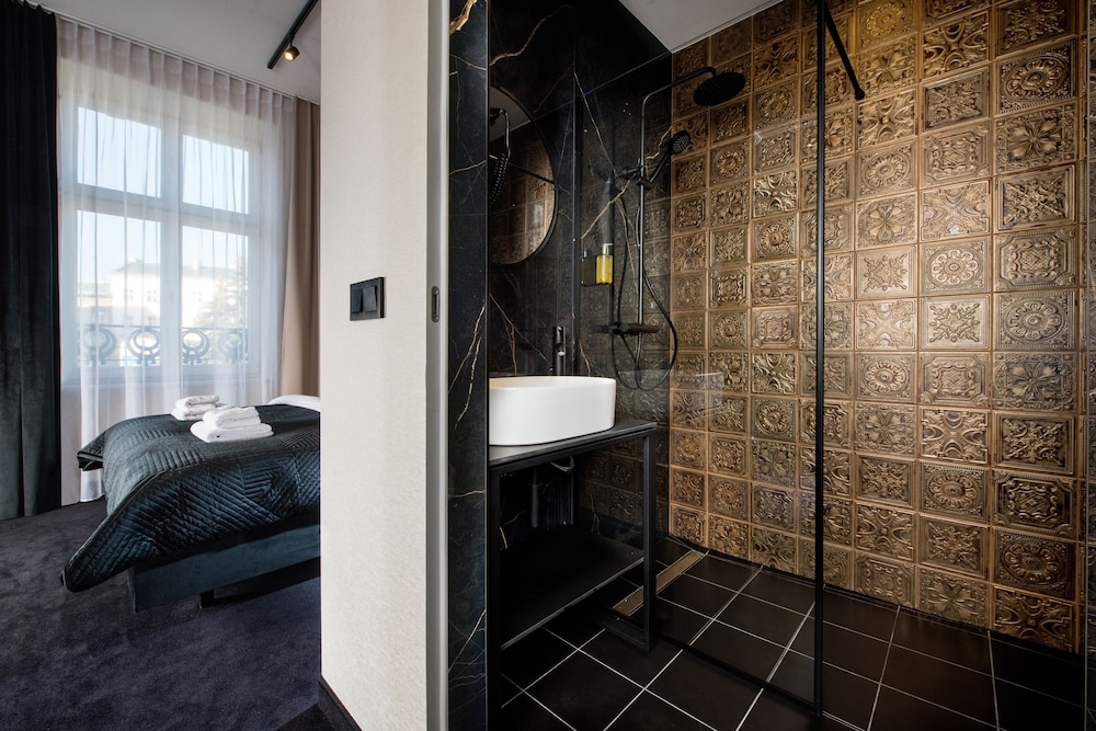 Superior Double Room - Photo 3